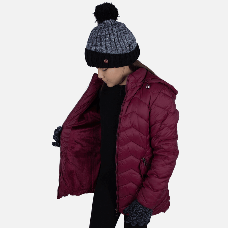 casaco-infantil-puffer-forrado-frio-intenso-petit-charmoso-capuz-pelo-vinho