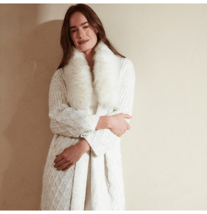 Capa Longa Tricot Ambicione Gola Pelo