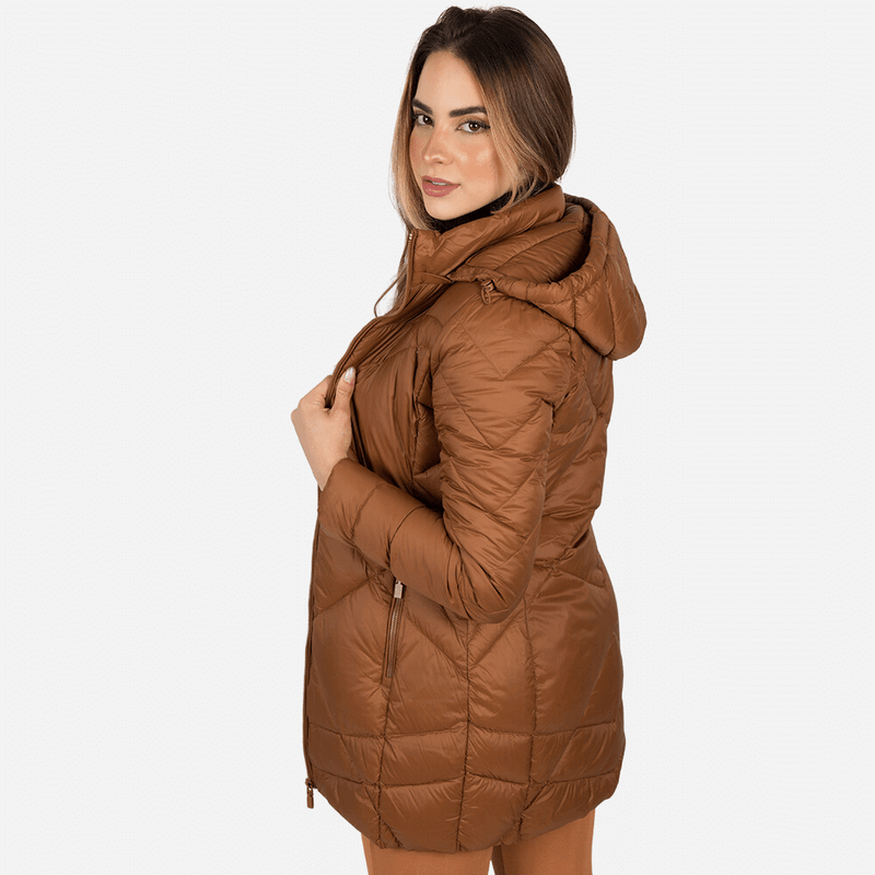 casaco-plumas-alpelo-amore-mio-bege