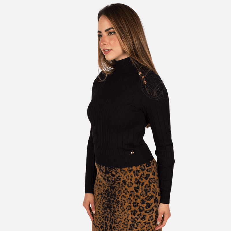 blusa-canelada-ambicione-preta-botao