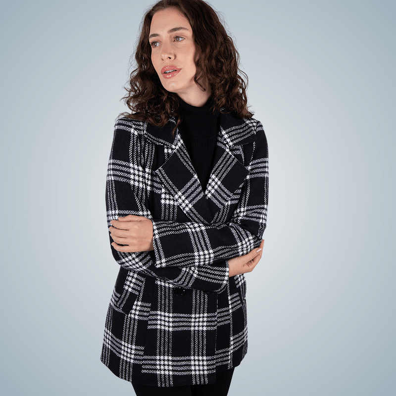 casaco-transpassado-chevron-preto-xadrez-feminino.png
