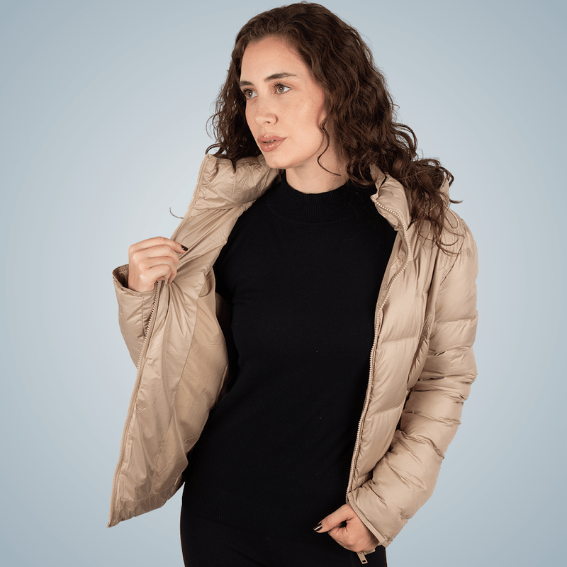 jaquetinha-bege-alpelo-inverno-feminina-plumas-termica.png