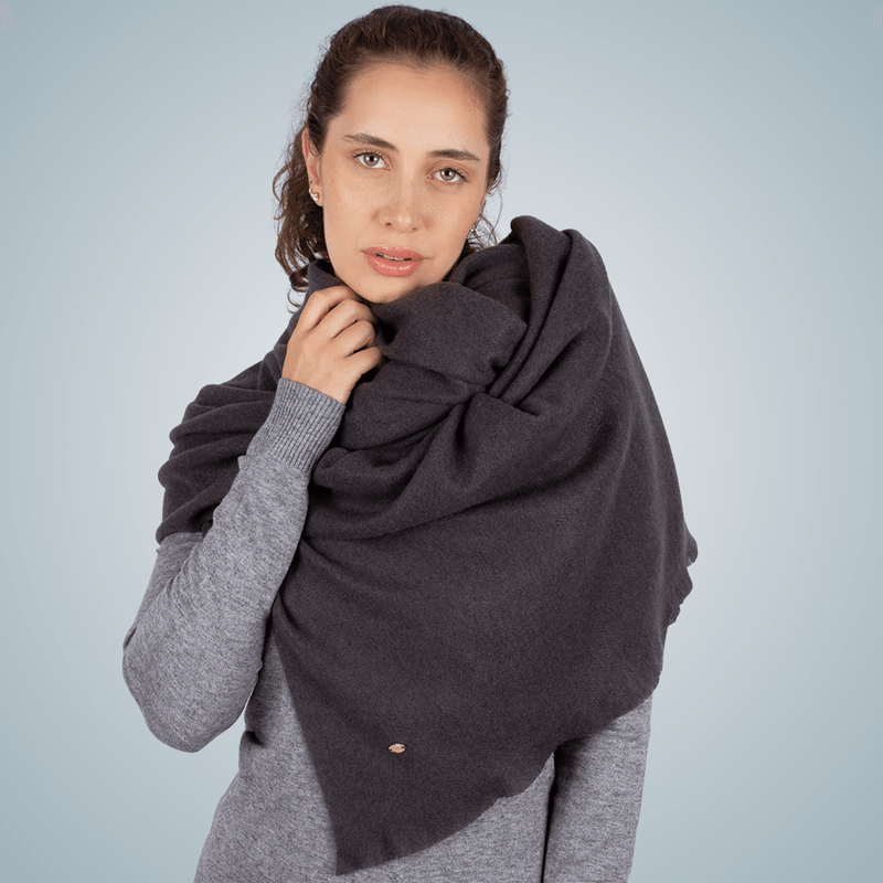 manta-alpelo-inverno-feminina-grafite-classica.png
