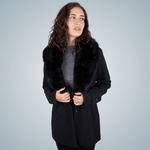 casaco-gola-pelo-alpelo-grafite-inverno-feminino.png
